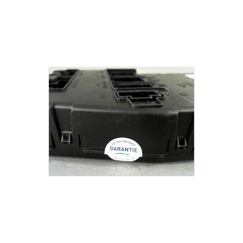 BOITIER GESTION HABITACLE RENAULT SCENIC II PH2 06-09