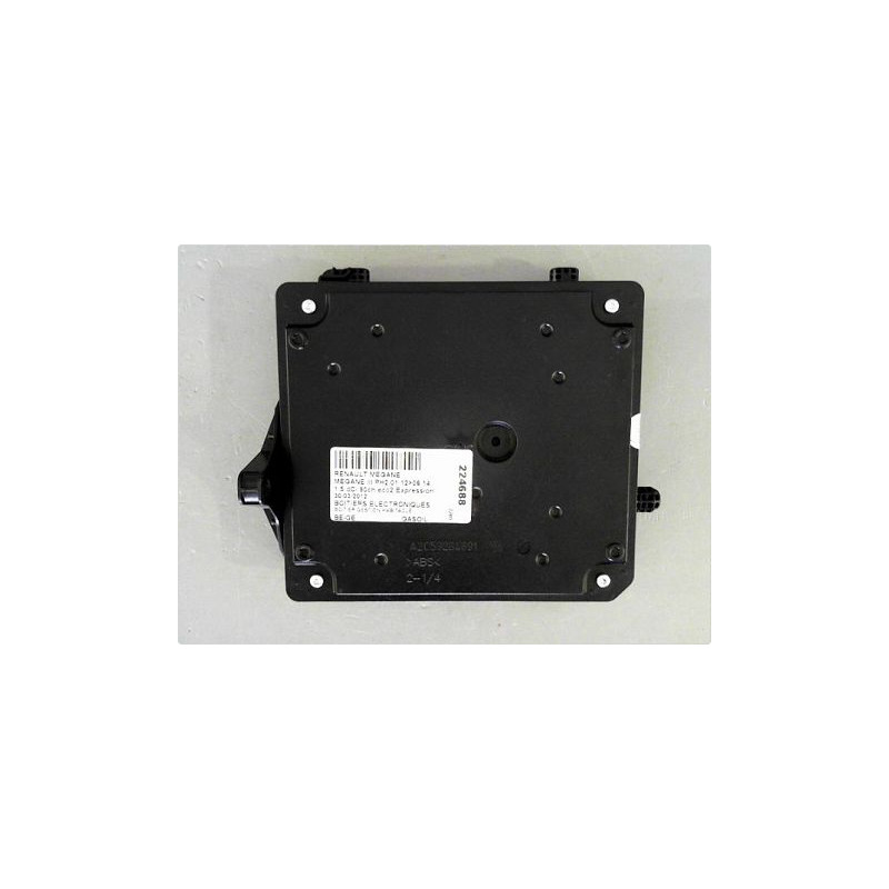 BOITIER GESTION HABITACLE RENAULT MEGANE III PH2 12-14