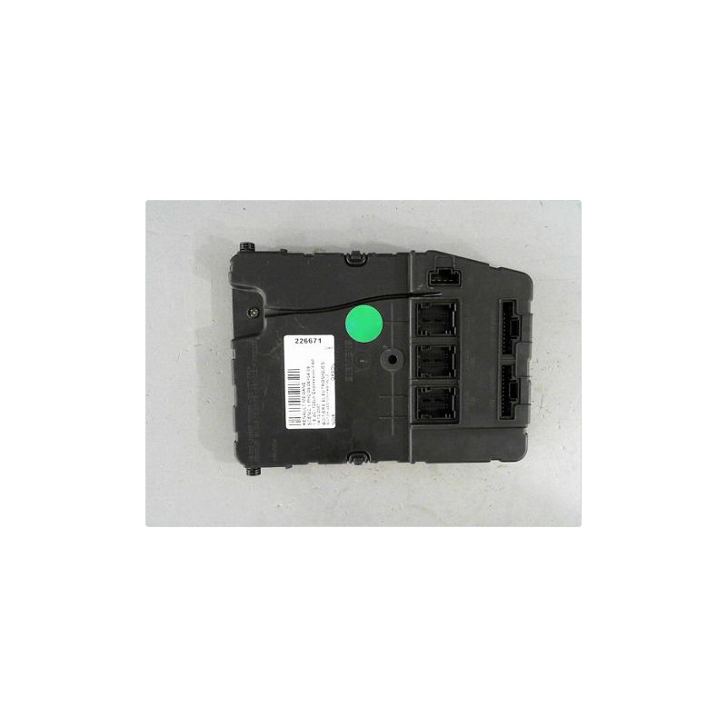 BOITIER GESTION HABITACLE RENAULT SCENIC II PH2 06-09