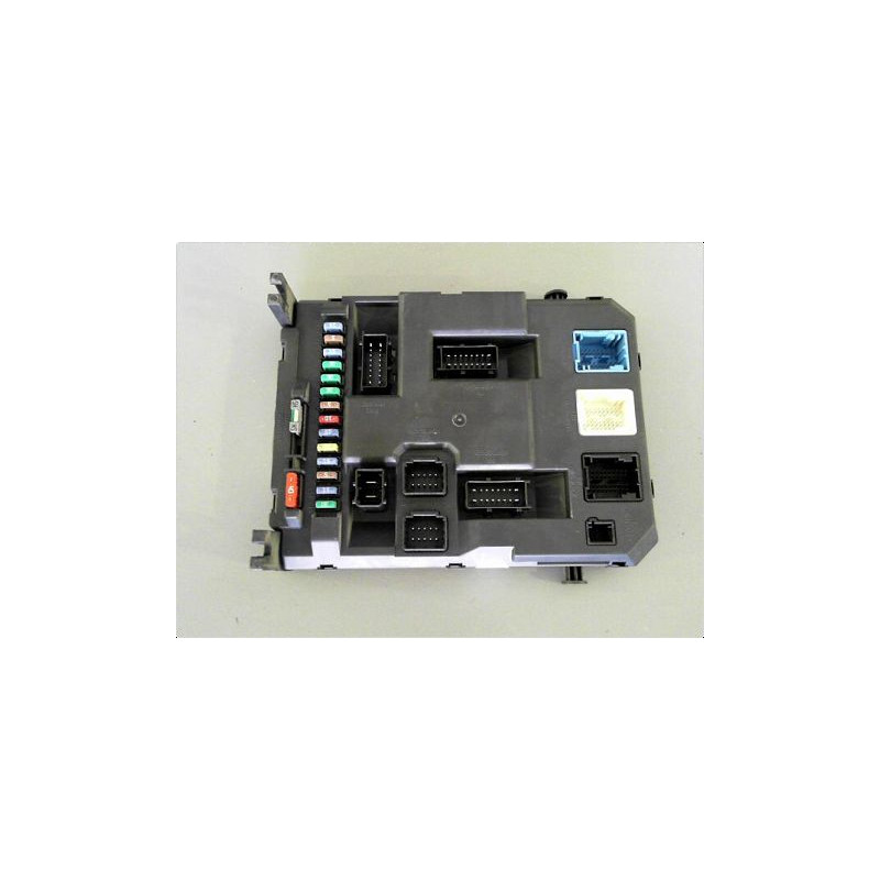BOITIER GESTION HABITACLE PEUGEOT 207 06-13