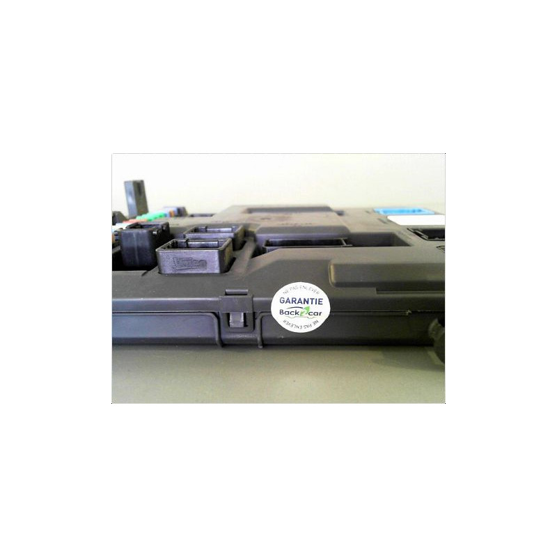 BOITIER GESTION HABITACLE PEUGEOT 207 5P