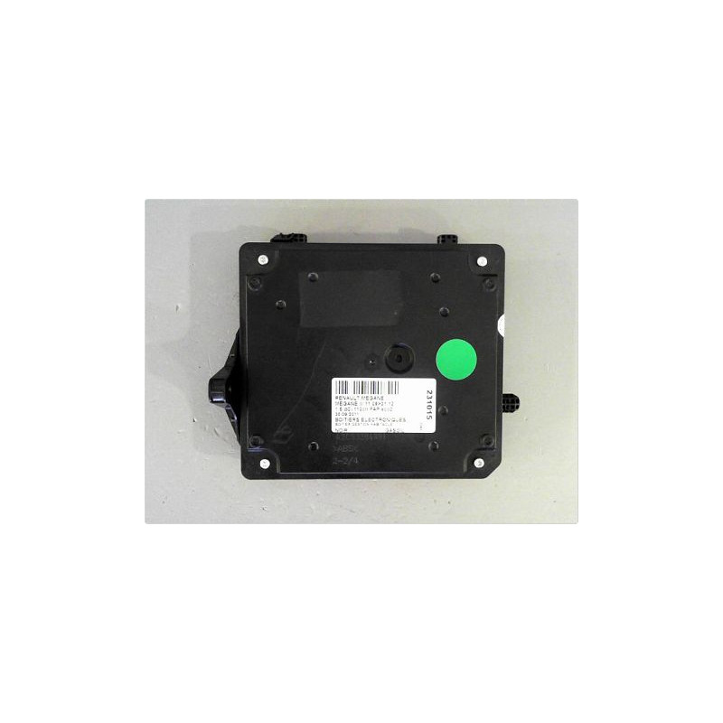 BOITIER GESTION HABITACLE RENAULT MEGANE III 08-12