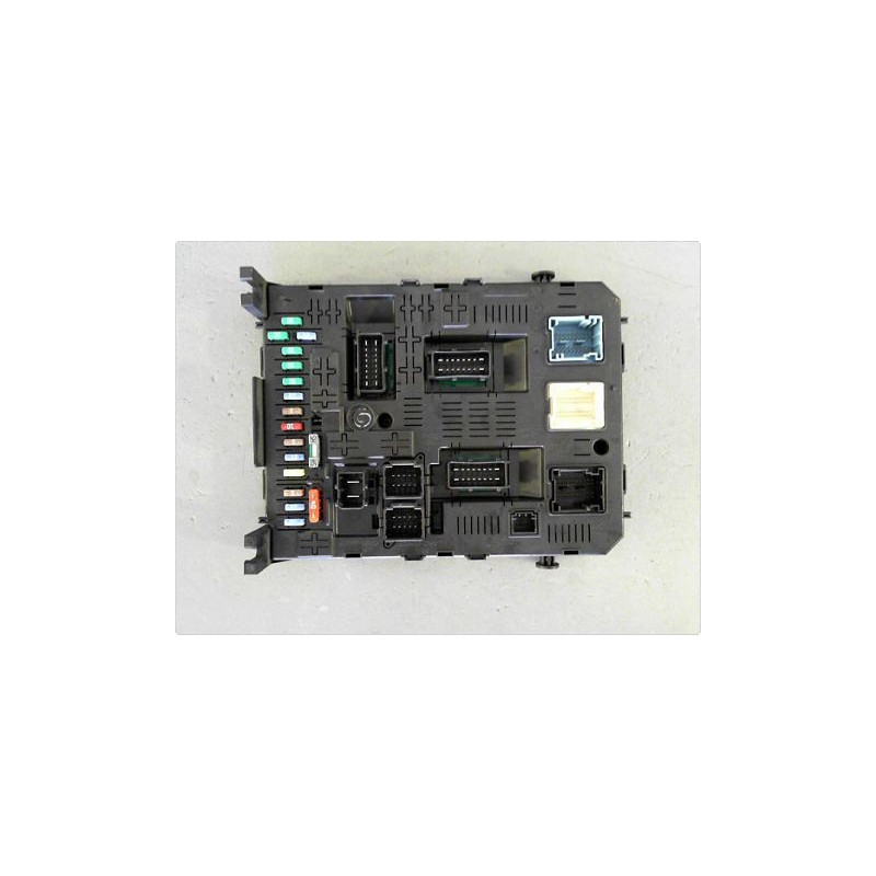 BOITIER GESTION HABITACLE PEUGEOT 308 SW 08-11