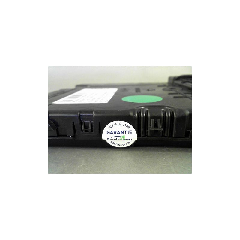 BOITIER GESTION HABITACLE RENAULT SCENIC II PH2 06-09