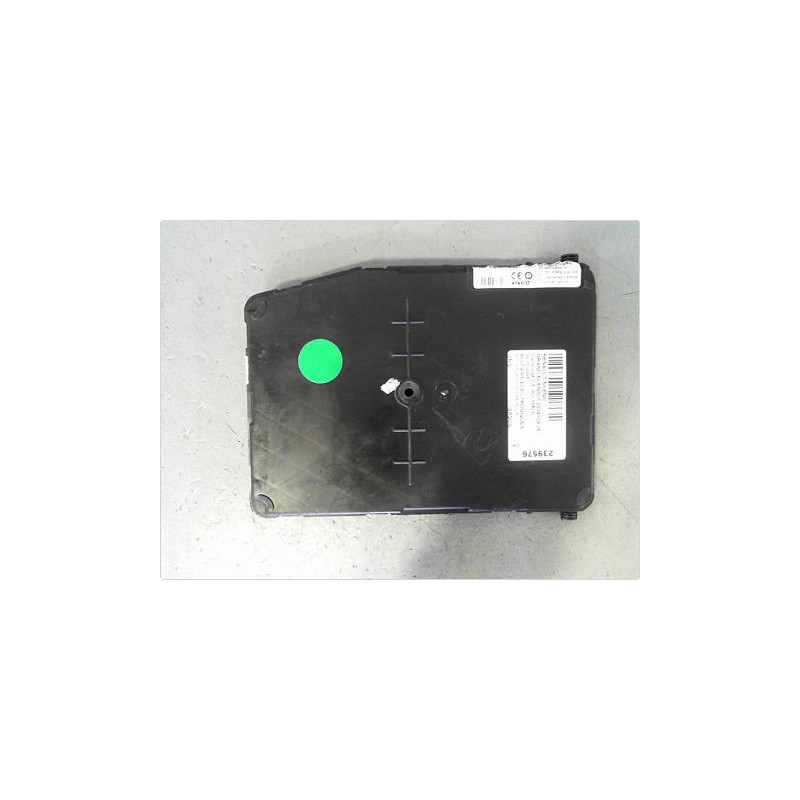 BOITIER GESTION HABITACLE RENAULT GRAND SCENIC II 2004-06