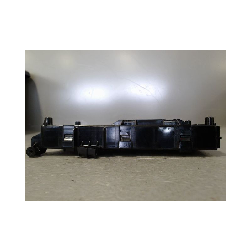 BOITIER GESTION HABITACLE RENAULT CLIO