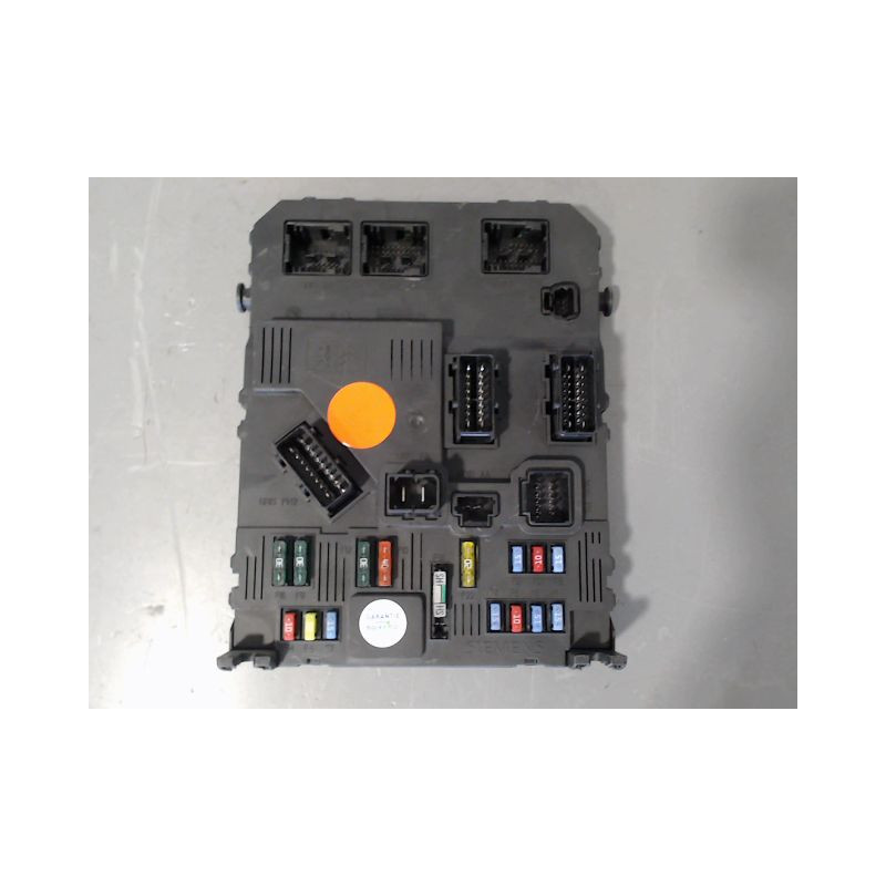 BOITIER GESTION HABITACLE PEUGEOT 206+ 2009-