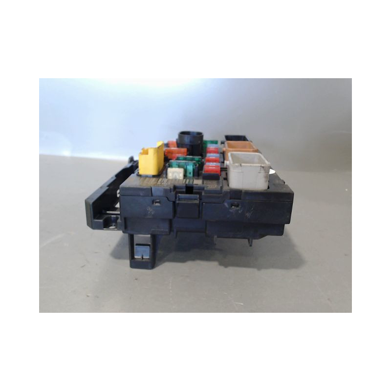 BOITE A FUSIBLES CITROEN C3 2005-