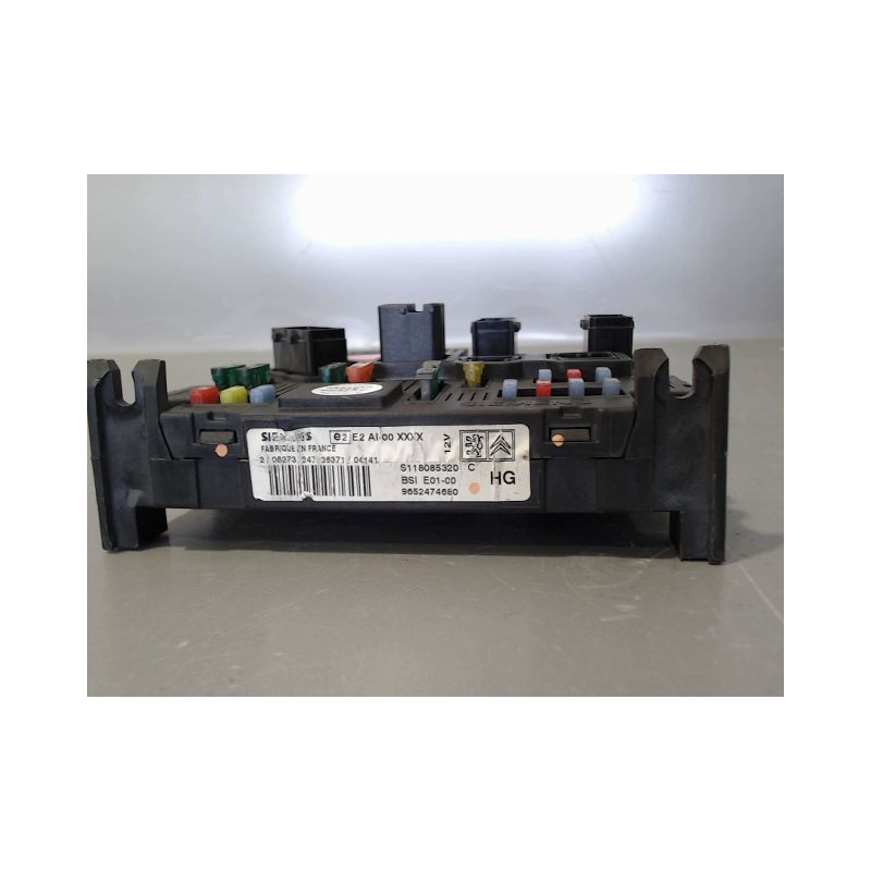 BOITIER GESTION HABITACLE PEUGEOT 206 SW 02-06