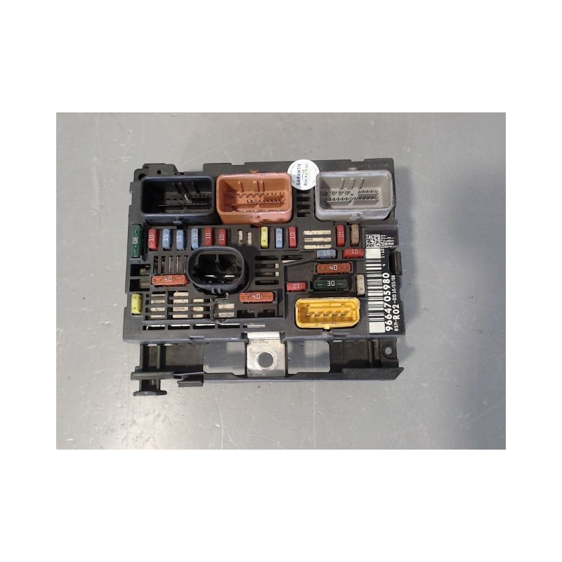 BOITE A FUSIBLES CITROEN C5 2008-