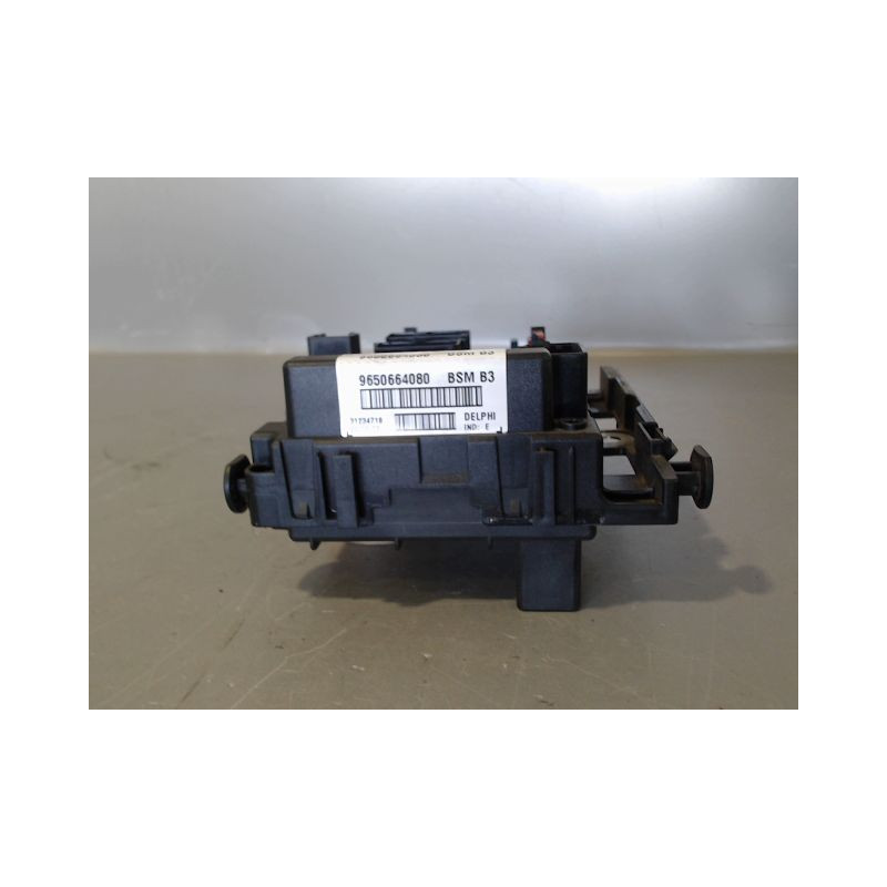 BOITE A FUSIBLES CITROEN XSARA 2000-