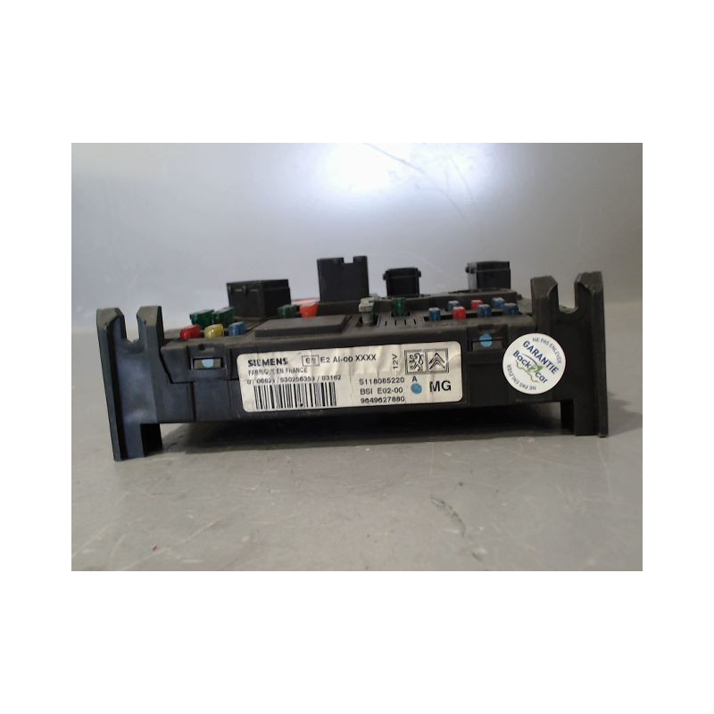 BOITIER GESTION HABITACLE PEUGEOT 206