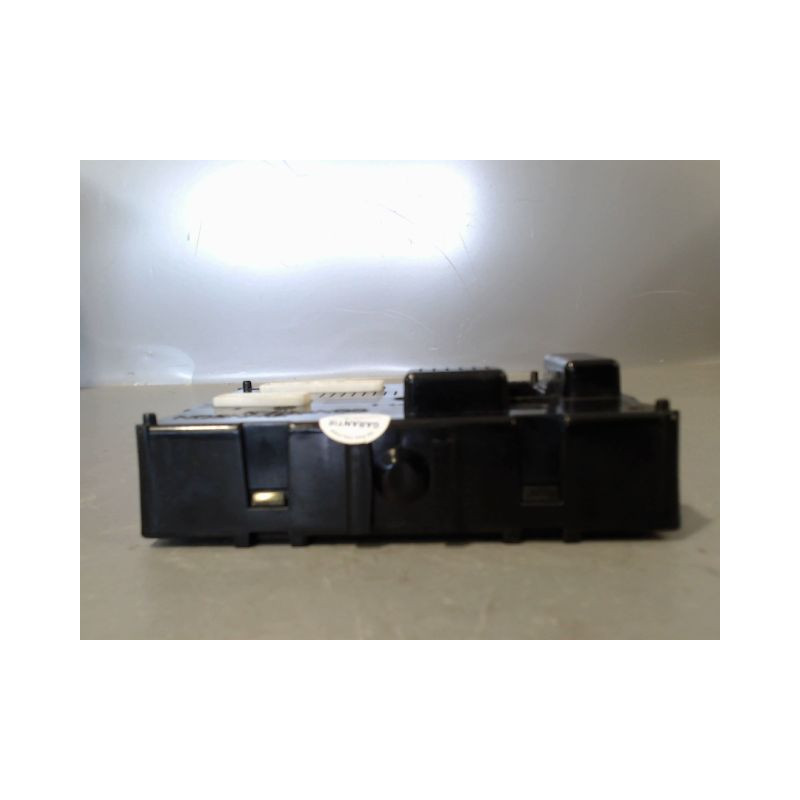 BOITIER GESTION HABITACLE RENAULT CLIO III Phase 1 2005-2009