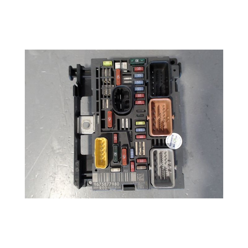 BOITE A FUSIBLES CITROEN C5 BERL. II (X7) 2008-...