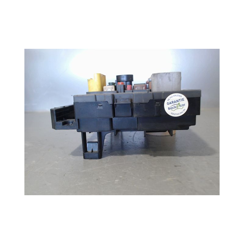 BOITE A FUSIBLES CITROEN C5 BERL. II (X7) 2008-...