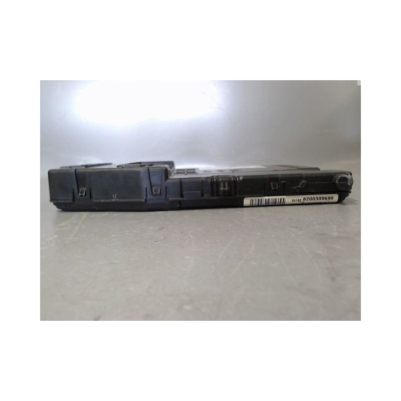 BOITIER GESTION HABITACLE RENAULT SCENIC MONOSP. II Phase 1 2003-2006