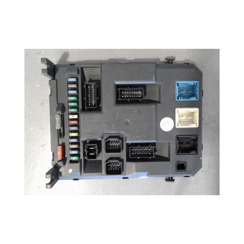 BOITIER GESTION HABITACLE PEUGEOT 207 2006-2013
