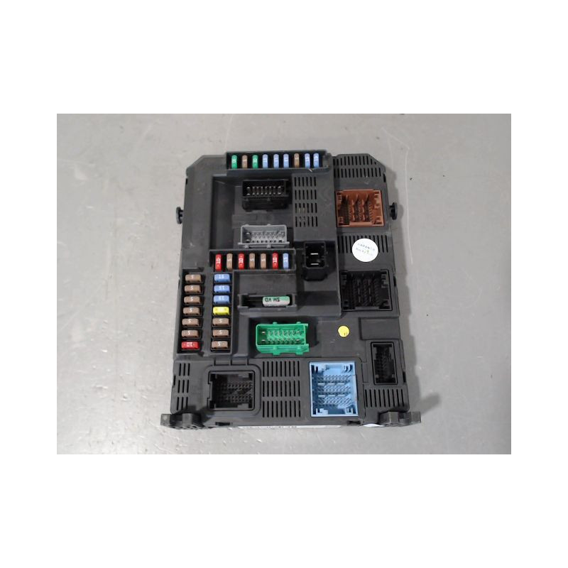 BOITIER GESTION HABITACLE PEUGEOT 308 2011-