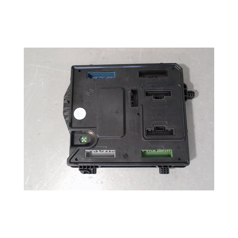 BOITIER GESTION HABITACLE RENAULT SCENIC MONOSP. III Phase 3 2013-...