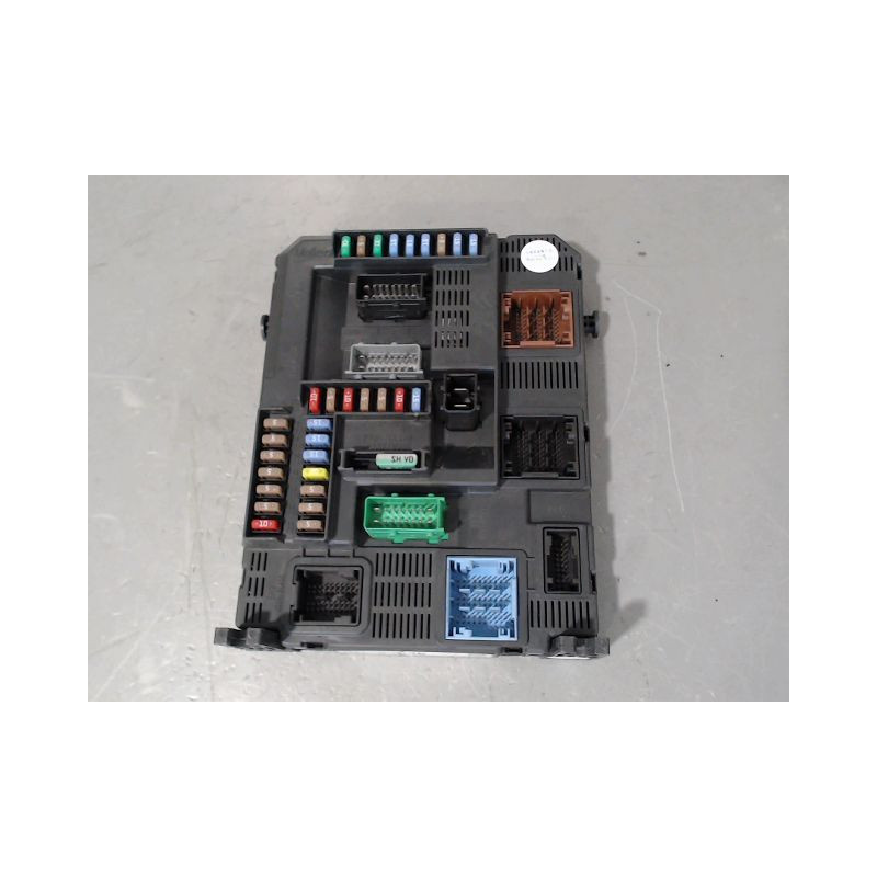 BOITIER GESTION HABITACLE PEUGEOT 308 2011-