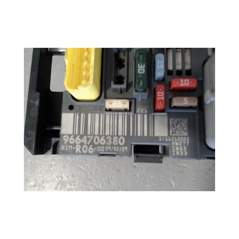 BOITE A FUSIBLES CITROEN C4 2008-