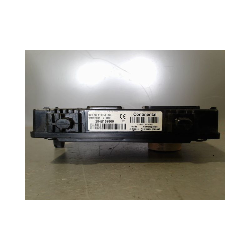 BOITIER GESTION HABITACLE RENAULT SCENIC MONOSP. III Phase 1 2009-2011