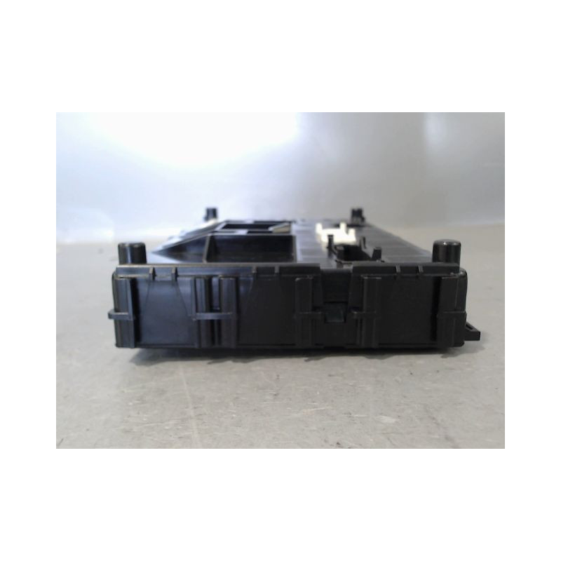 BOITIER GESTION HABITACLE RENAULT CLIO