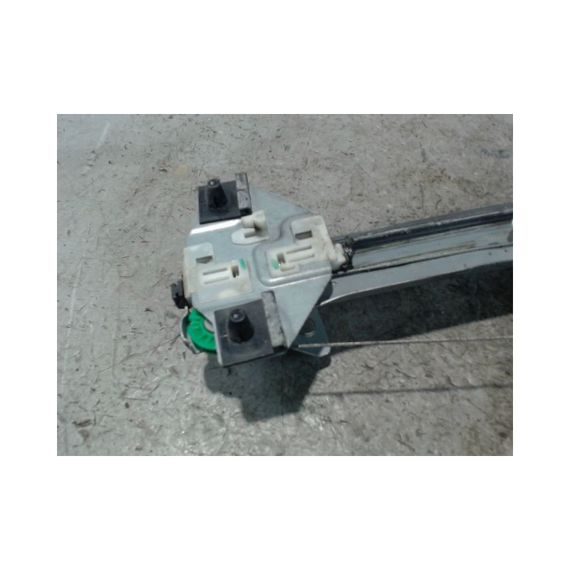 MECANISME+MOTEUR LEVE-GLACE AVANT GAUCHE DACIA LODGY