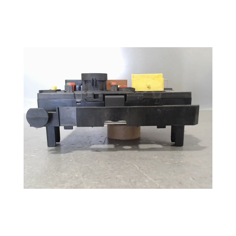 BOITE A FUSIBLES CITROEN C2 2008-