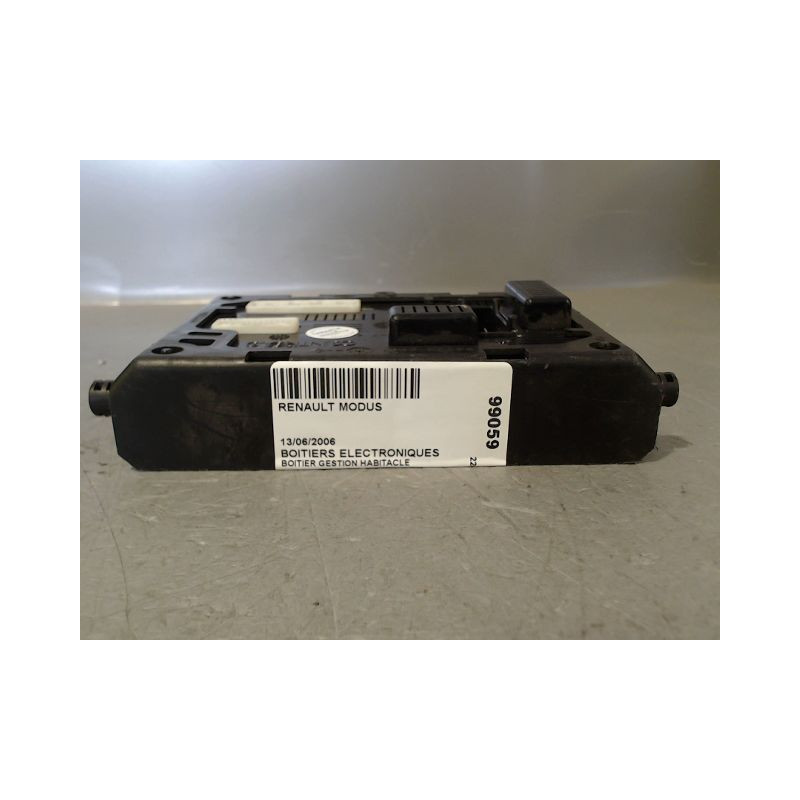 BOITIER GESTION HABITACLE RENAULT MODUS