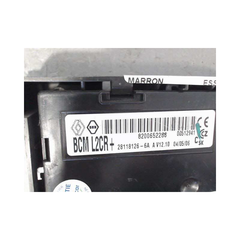 BOITIER GESTION HABITACLE RENAULT MODUS
