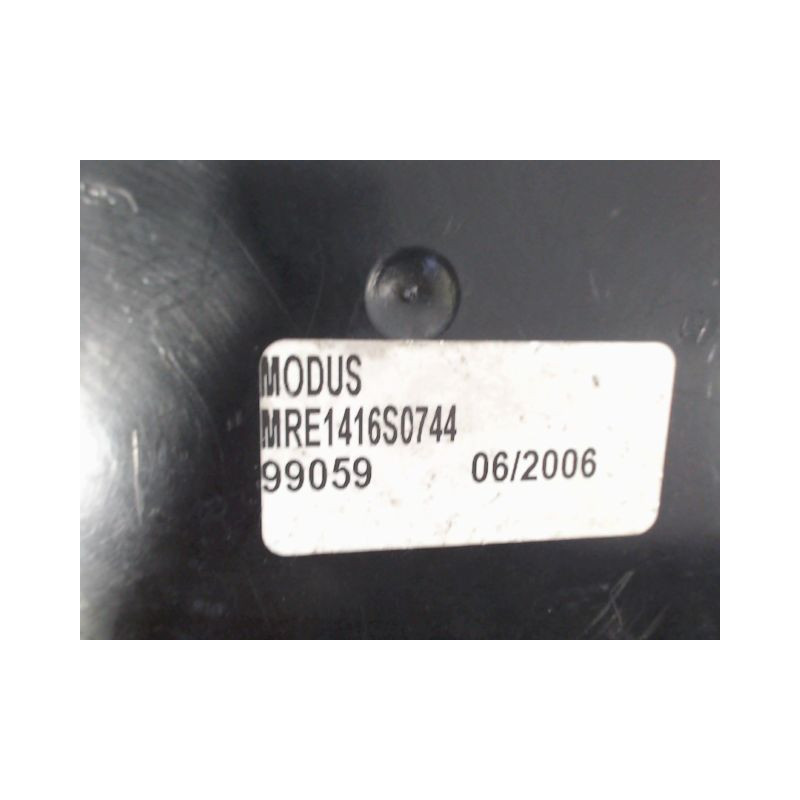 BOITIER GESTION HABITACLE RENAULT MODUS
