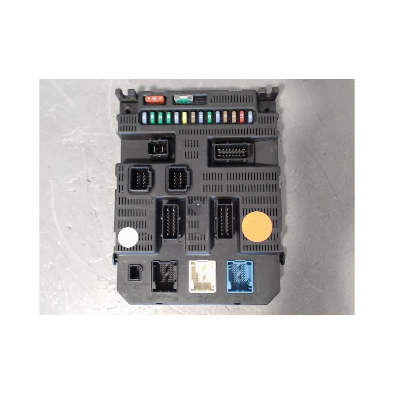 BOITIER GESTION HABITACLE PEUGEOT 207 2006-2013