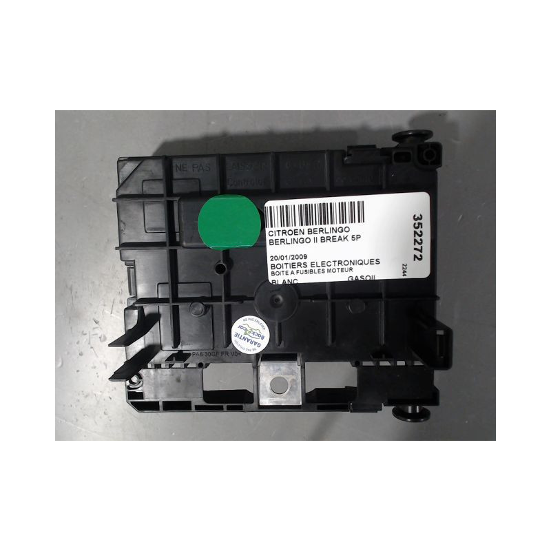 BOITE A FUSIBLES CITROEN BERLINGO II BREAK 2008-