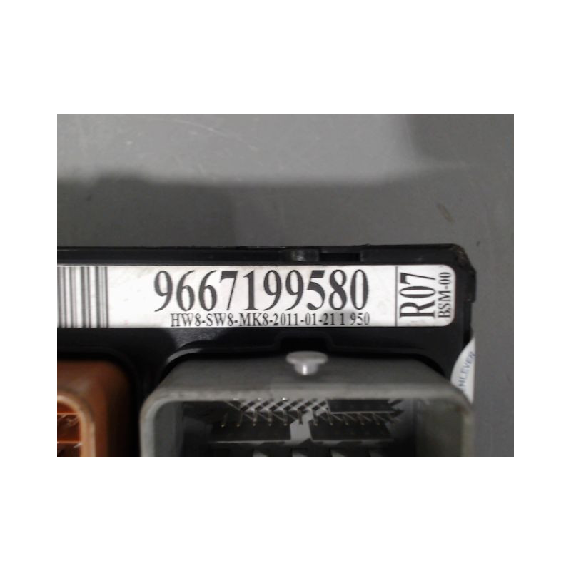 BOITE A FUSIBLES CITROEN C3 2009-