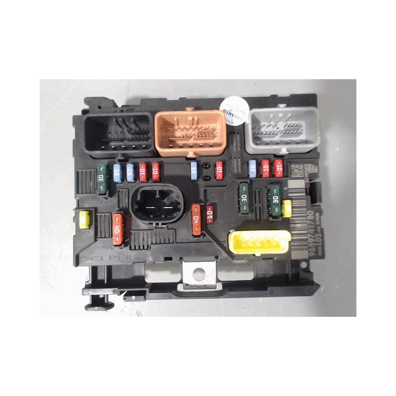 BOITE A FUSIBLES CITROEN C2 2005-