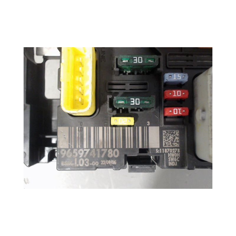 BOITE A FUSIBLES CITROEN C2 2005-