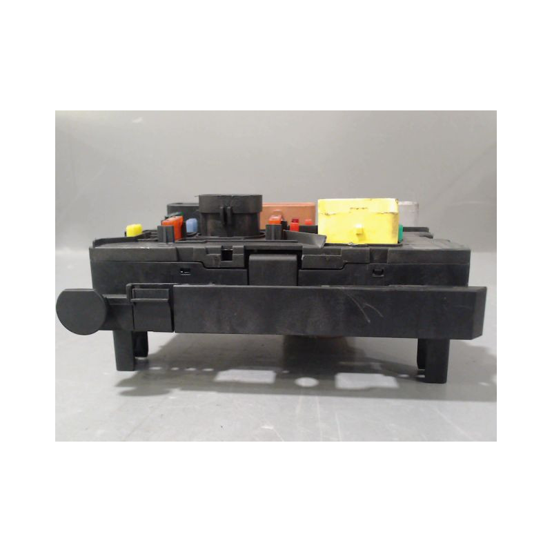 BOITE A FUSIBLES CITROEN C3 2005-