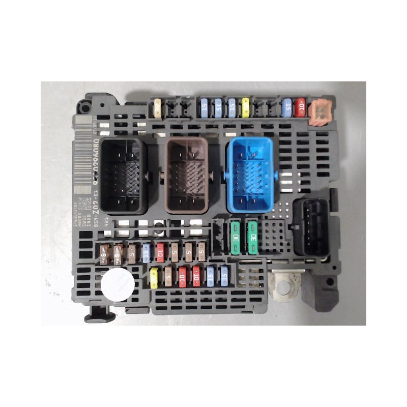 BOITE A FUSIBLES CITROEN C4 2010-