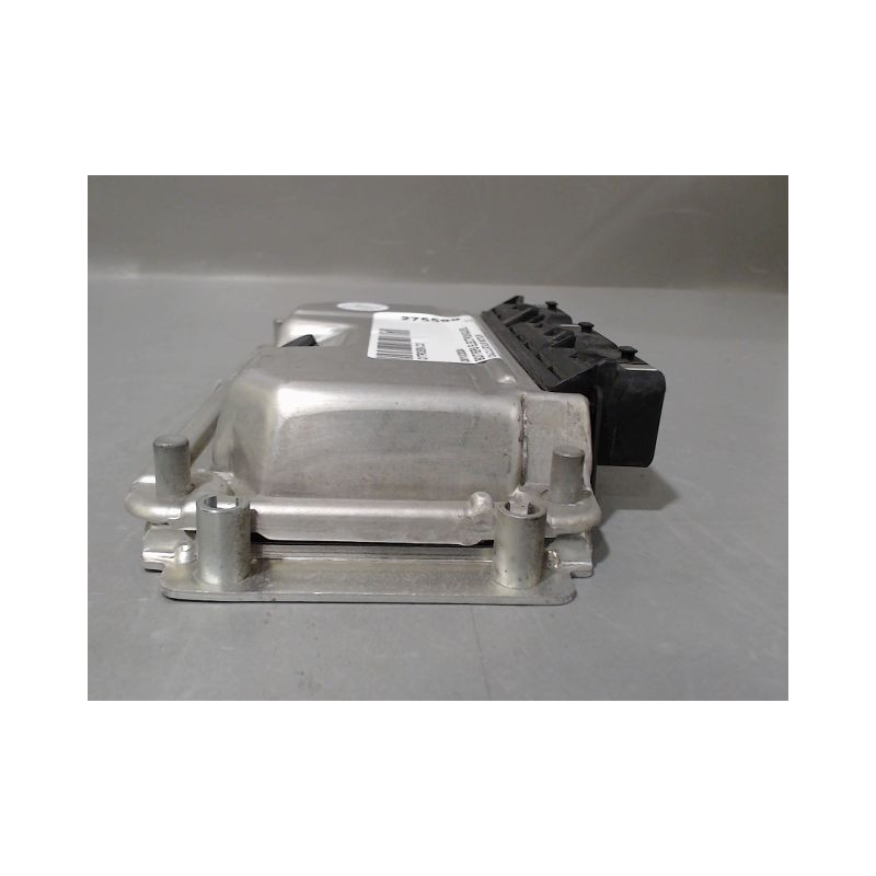CALCULATEUR MOTEUR CITROEN C3
