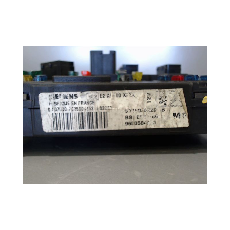 BOITIER GESTION HABITACLE PEUGEOT 206
