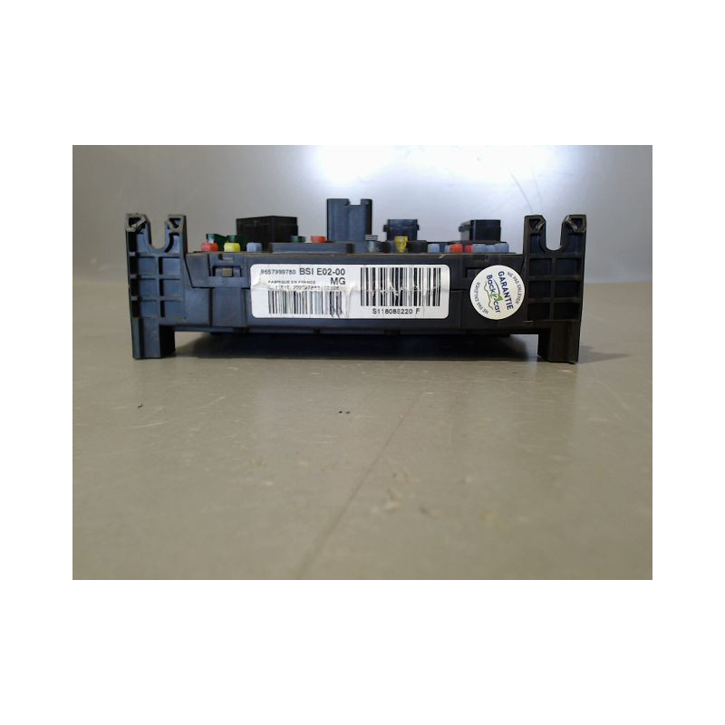BOITIER GESTION HABITACLE PEUGEOT 206