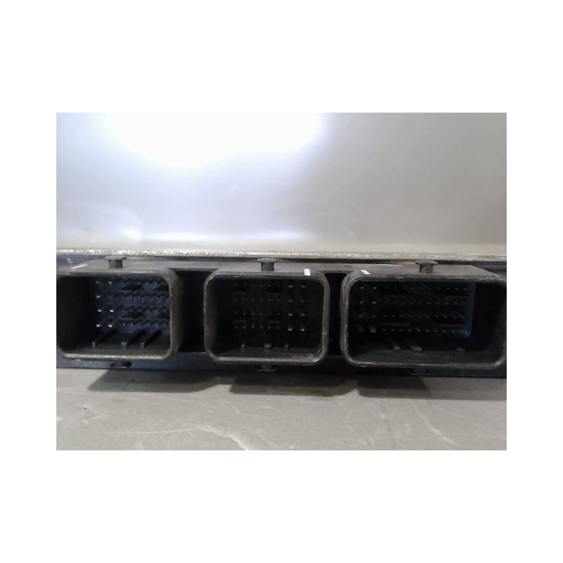 CALCULATEUR MOTEUR CITROEN C3 II 09-13
