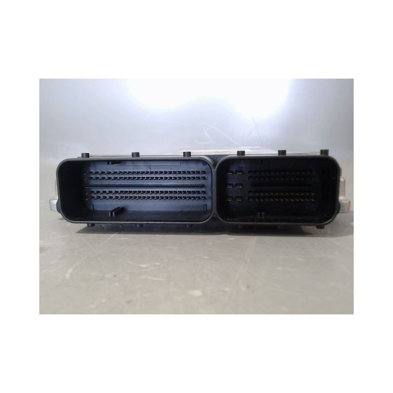 CALCULATEUR MOTEUR BMW X3 2004-2006