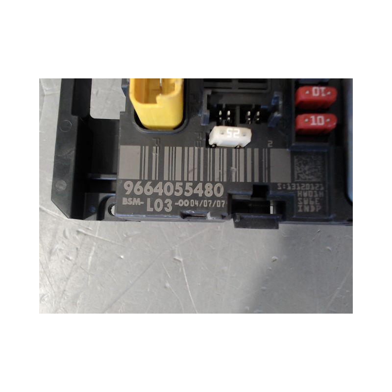BOITE A FUSIBLES CITROEN C2