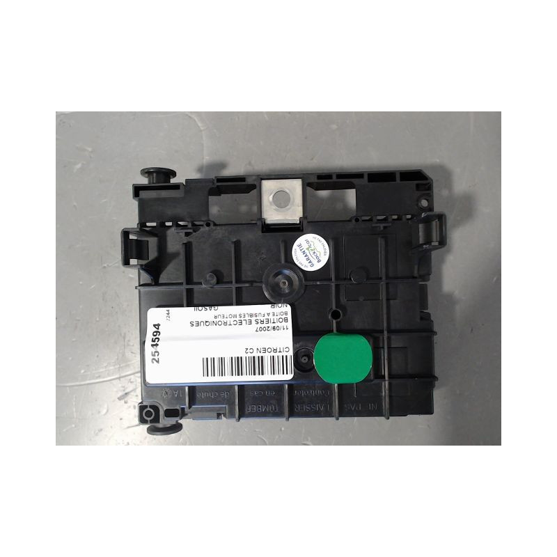 BOITE A FUSIBLES CITROEN C2