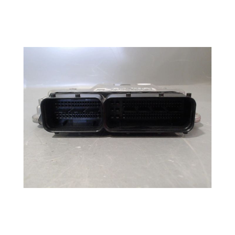 CALCULATEUR MOTEUR VOLKSWAGEN GOLF