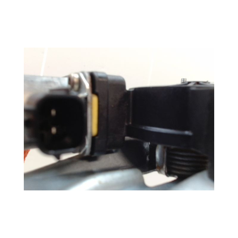 MECANISME+MOTEUR LEVE-GLACE AVANT GAUCHE DACIA SANDERO II Phase 1 2012-...