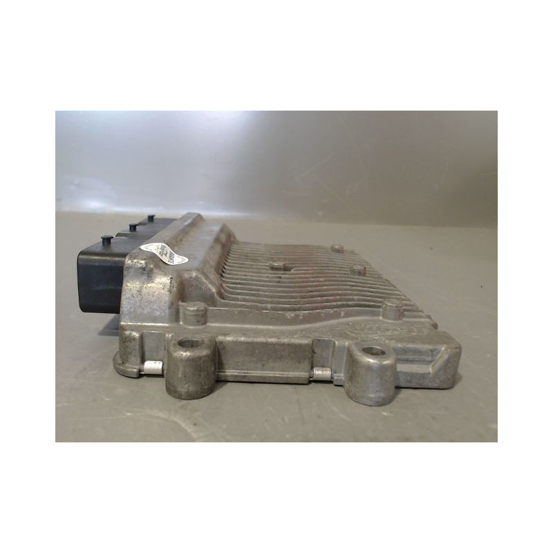 CALCULATEUR MOTEUR CITROEN C3