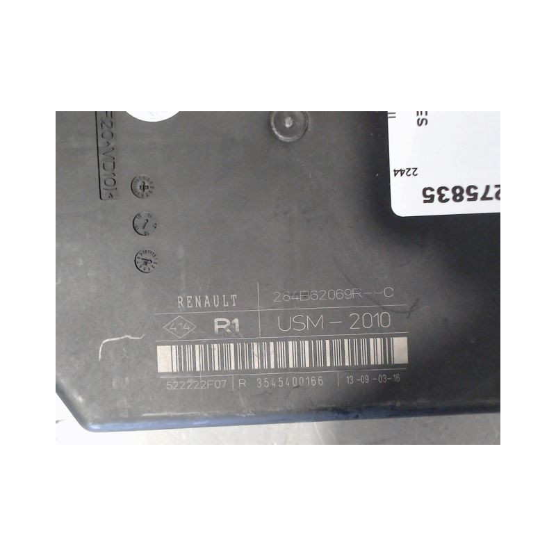 BOITE A FUSIBLES RENAULT MEGANE